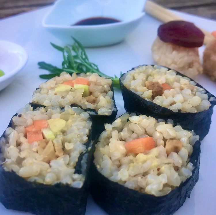 Sushi Maki Roll Vegano