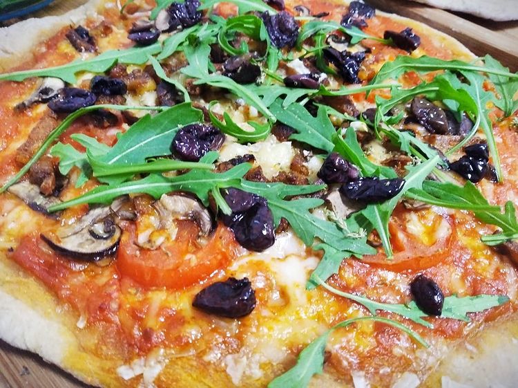 Pizza Vegana (con base integral)