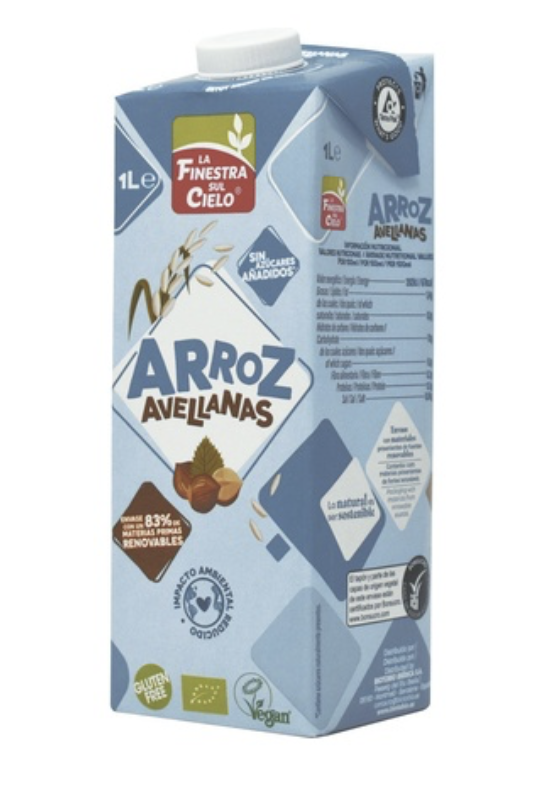 Bebida de arroz con avellanas